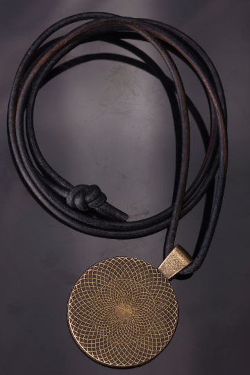 Collier Holz Anhänger aus Edelhölzern Anhänger Bronzefarben Holzanhänger