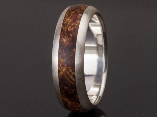Handgefertigter Holz Ring mit Diamant | aus dem Schwabenländle 3rd Edition Slimline | Handgefertigter Holz Ring mit Diamant
