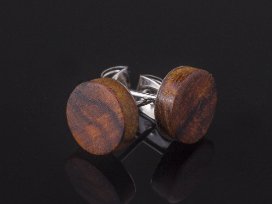 mini studs mit holz detailansicht