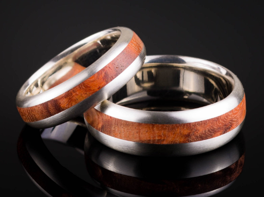15th Edition Eheringe aus Holz Amboinamaser